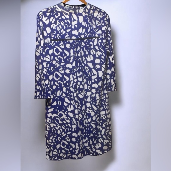 Laundry by Shelli Segal - Picture 2 of 3